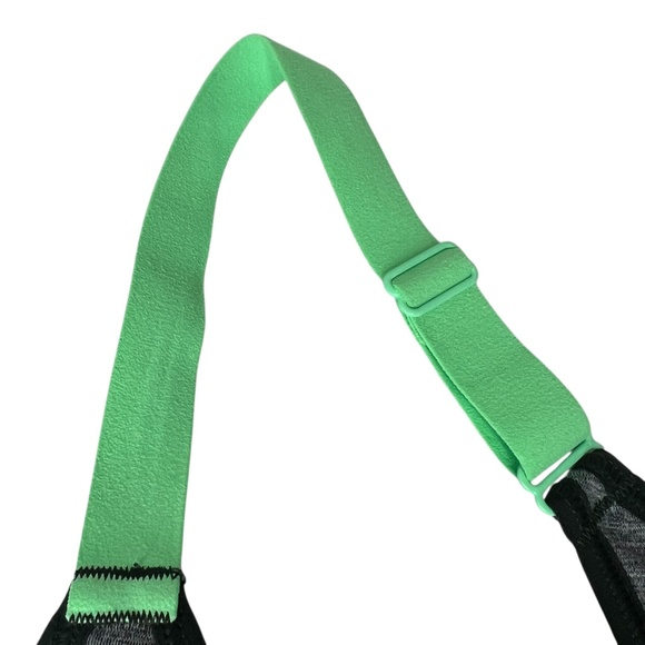 Under Armour Women's UA Reflect Mid Sports Bra Size Small Gray Adjustable Straps - Picture 6 of 7